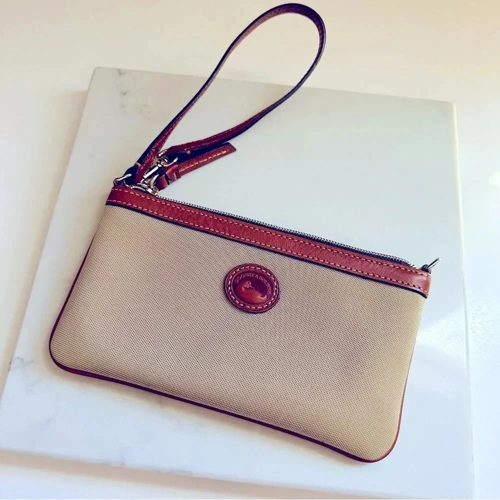 NWOT Dooney & Bourke Tan And Brown Wristlet